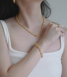 EUPHORIA STATEMENT SET