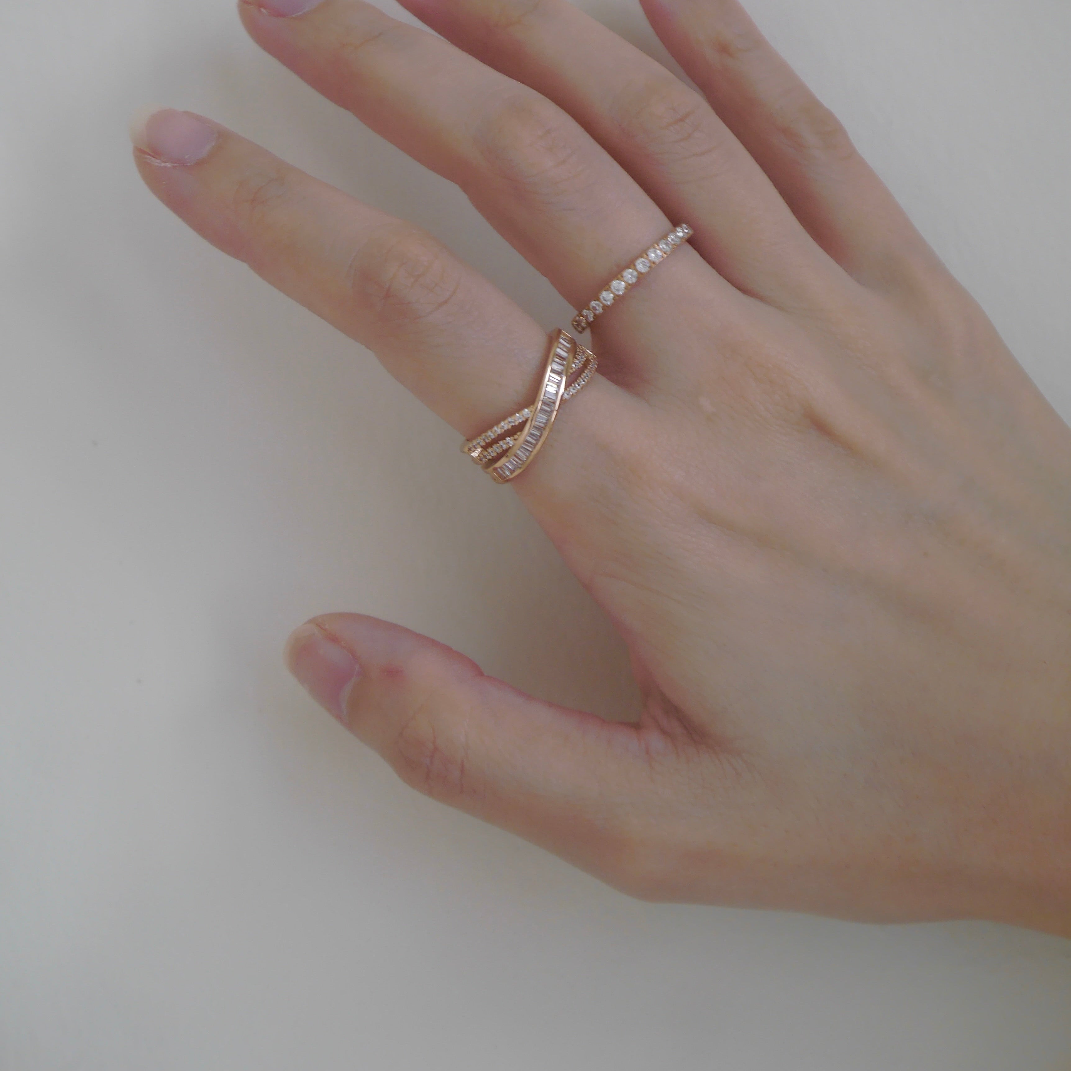 CROSS KNOT RING