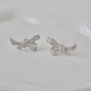 TIA STUD EARRINGS