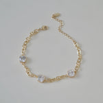 Load image into Gallery viewer, JENNIE STATEMENT BRACELET
