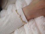 Load image into Gallery viewer, JENNIE STATEMENT BRACELET
