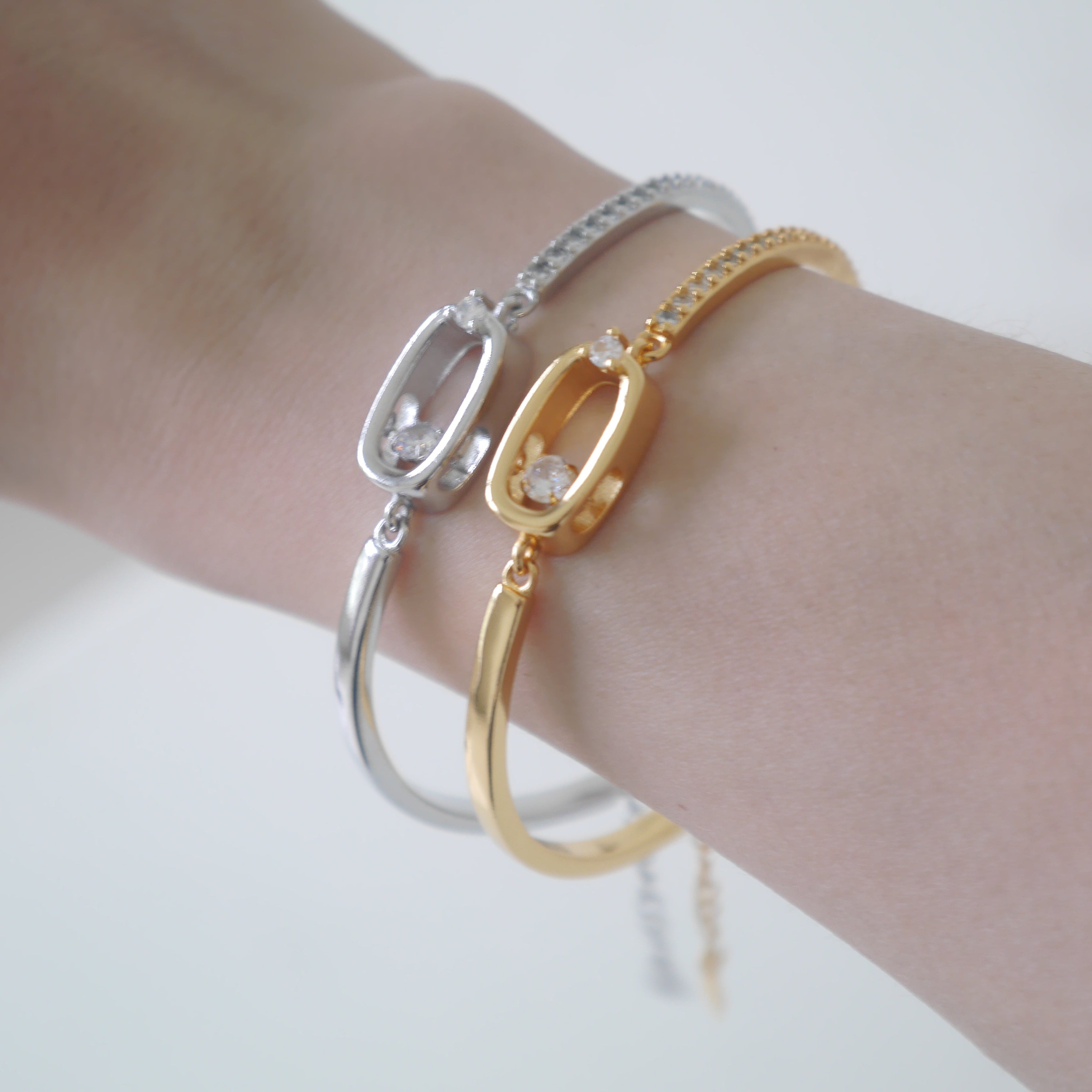 NOMEL BANGLE
