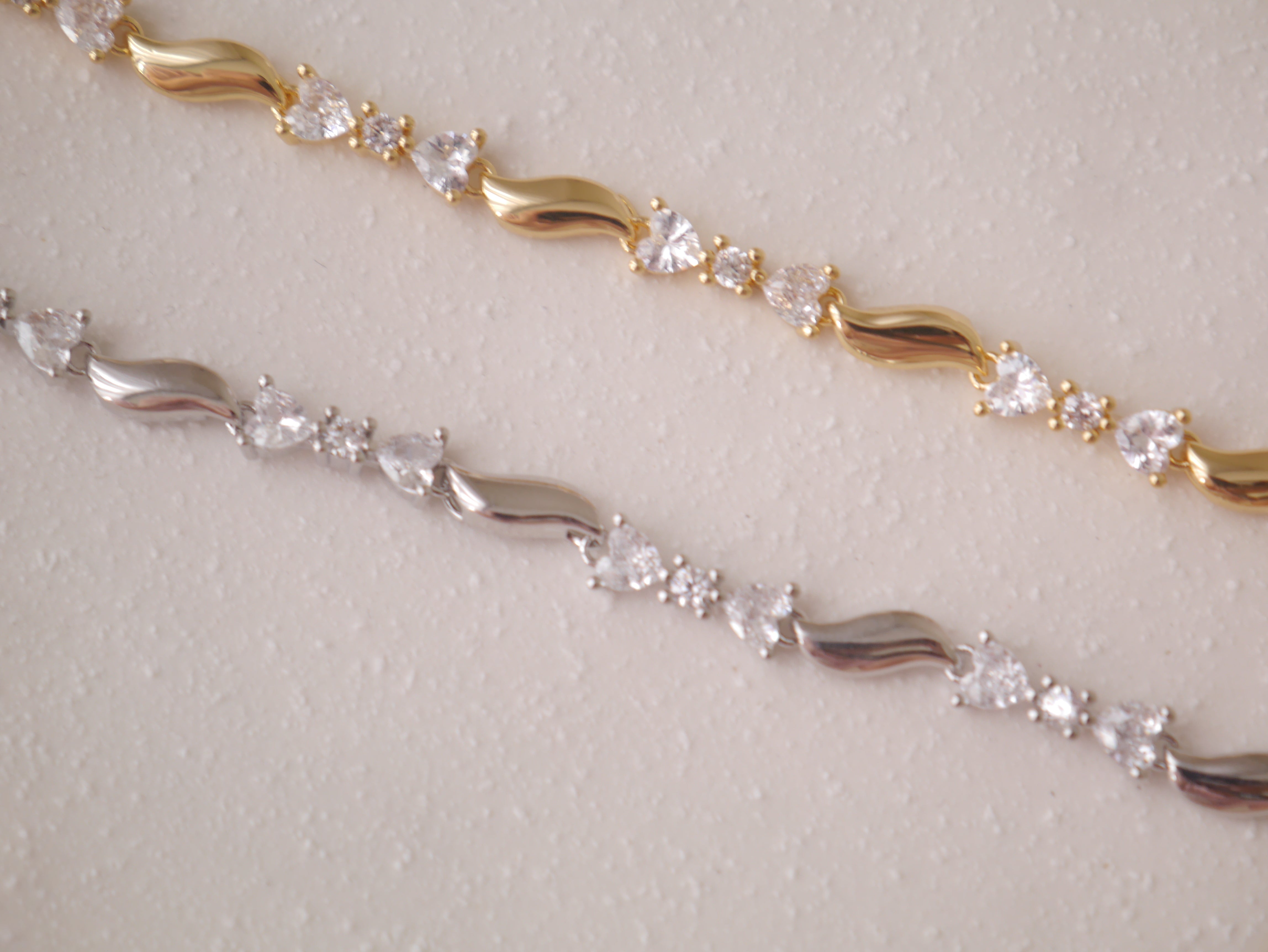 CUBIC RIBBON BRACELET