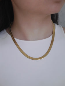 HERRINGBONE NECKLACE