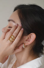 Load image into Gallery viewer, TISHA PEARL EARRINGS
