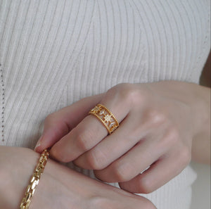 STARRY GAZE RING