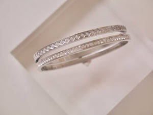 SILVARA BANGLE
