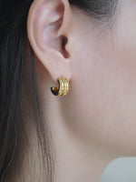 Load image into Gallery viewer, ARIANA STUD EARRINGS
