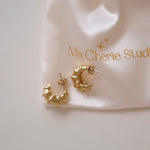 Load image into Gallery viewer, CROISSANT EARRINGS
