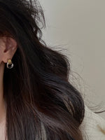 Load image into Gallery viewer, ELEA STATEMENT EARRING
