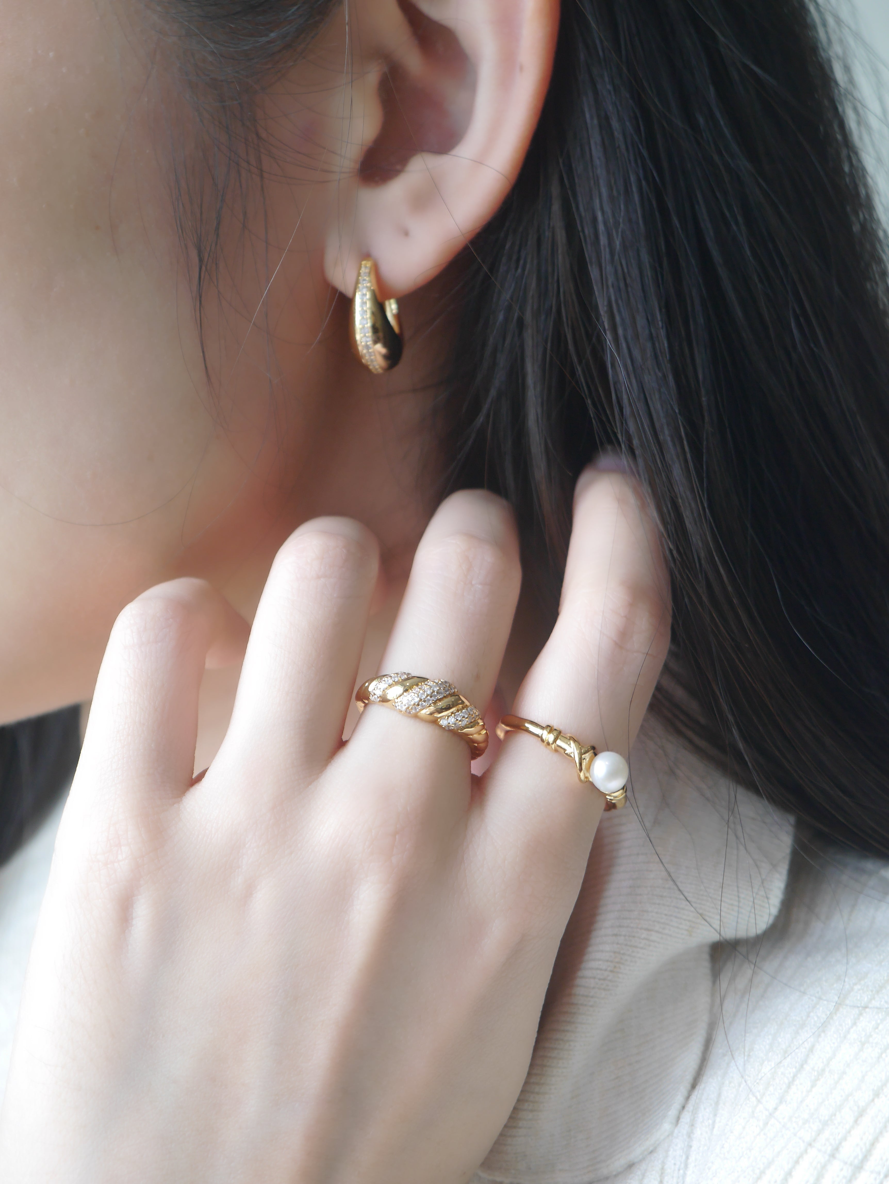 RENA TWISTED RING