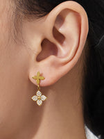Load image into Gallery viewer, GOLDEN FLEUR STUD EARRING
