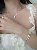 Load image into Gallery viewer, BELLE PEARL NECKLACE
