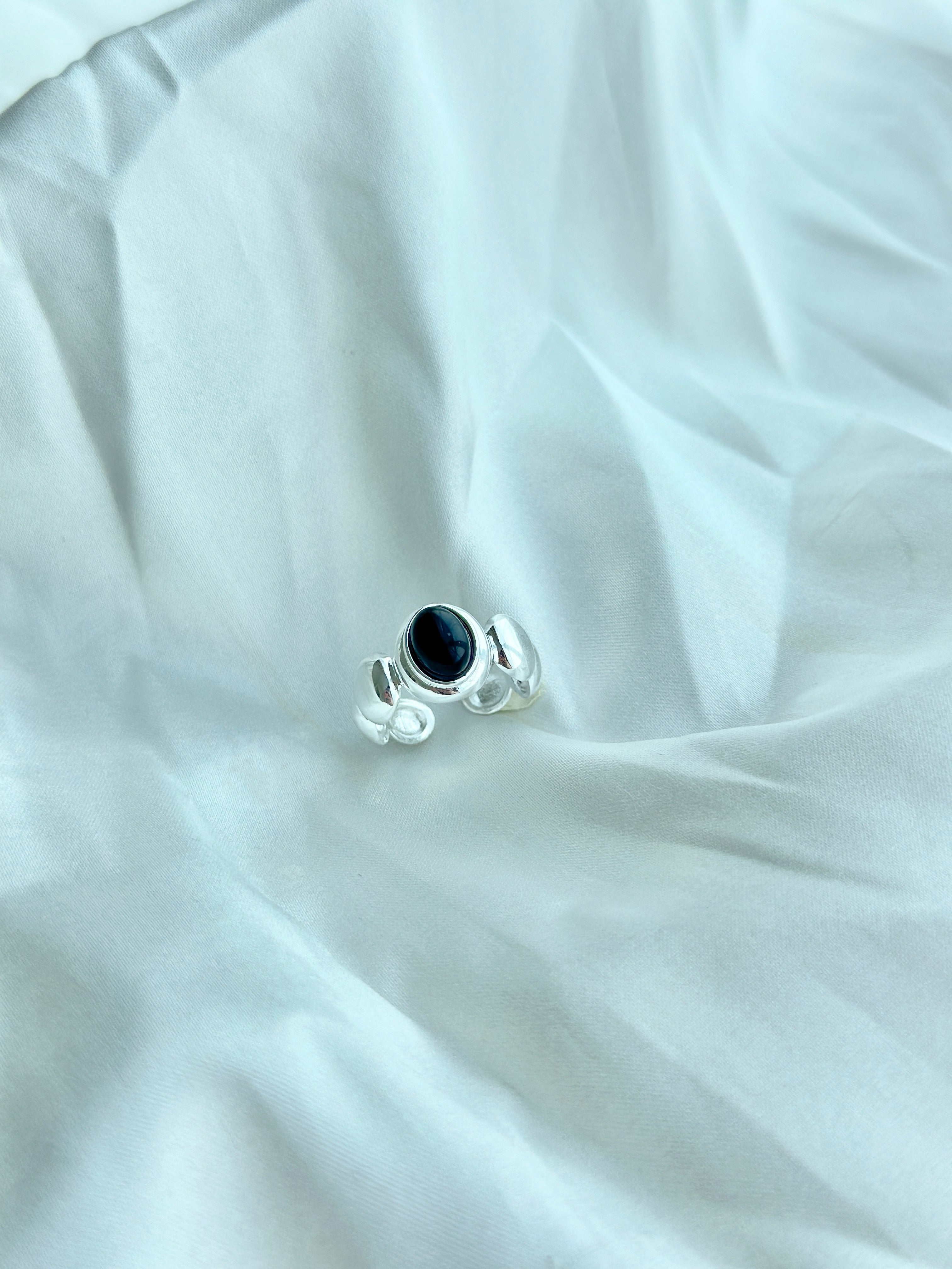 BAYE BLACK ONYX RING