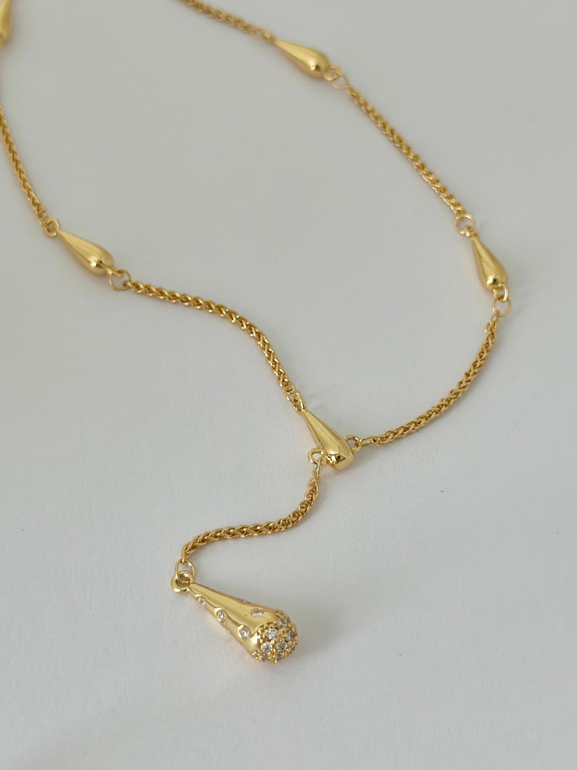 GOLDEN CASCADE TEARDROP NECKLACE