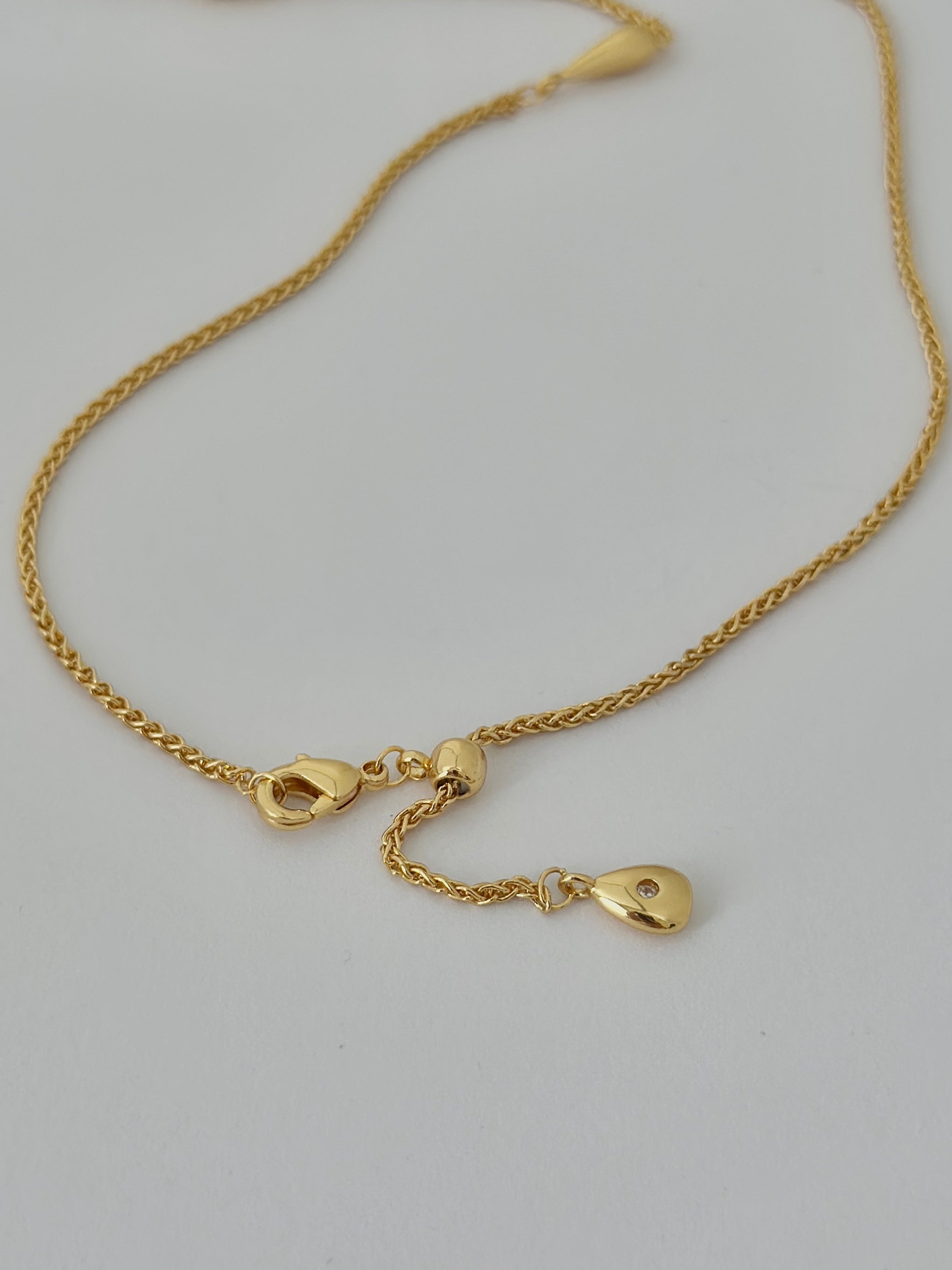 GOLDEN CASCADE TEARDROP NECKLACE