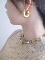 Load image into Gallery viewer, MOONLIT CHUNKY PEARL NECKLACE
