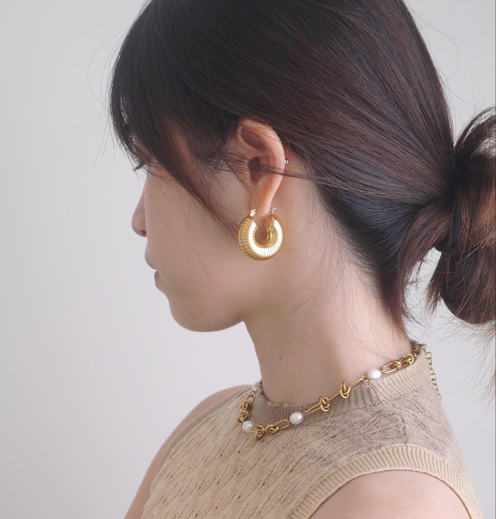 ORO WAVE HOOP EARRINGS