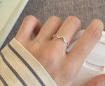 Load image into Gallery viewer, CALLIE WAVE RING
