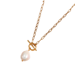 Load image into Gallery viewer, SOLEIL TOGGLE PEARL NECKLACE
