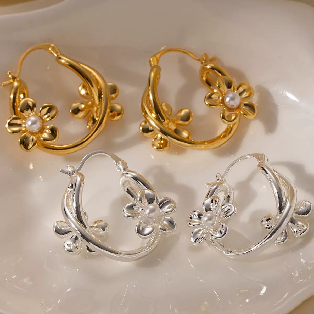 FLORIN HOOP EARRINGS
