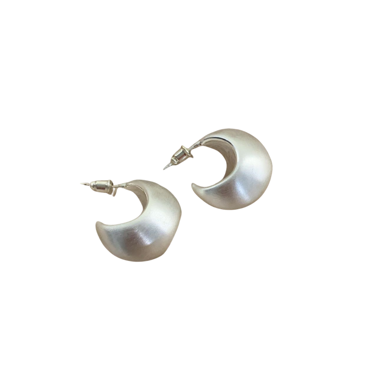 NOVA MATT HALF MOON STUD EARRINGS