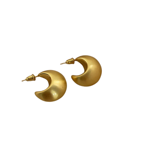 NOVA MATT HALF MOON STUD EARRINGS
