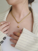 Load image into Gallery viewer, AURIC ORB NECKLACE
