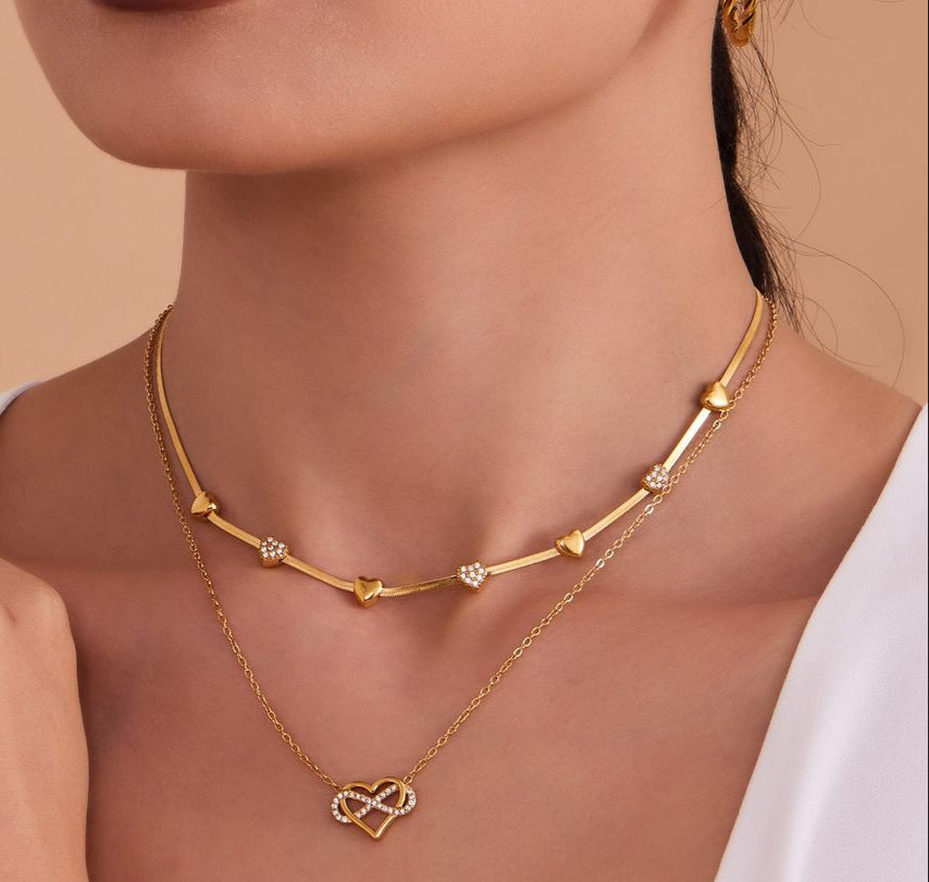 AMORA HERRINGBONE NECKLACE