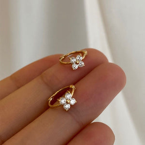DAINTY CLOVER HUGGIE HOOPS