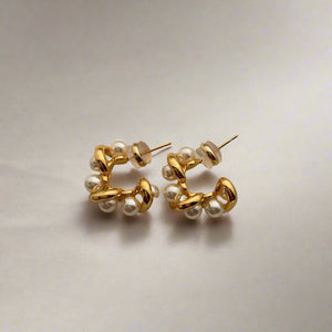 NOELLE HOOP EARRINGS