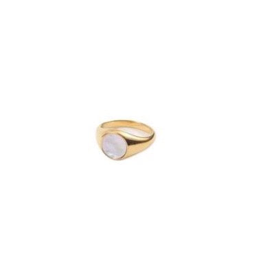 MARGOT SIGNET RING