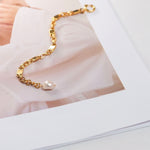 Load image into Gallery viewer, TIARA PEARL BRACELET
